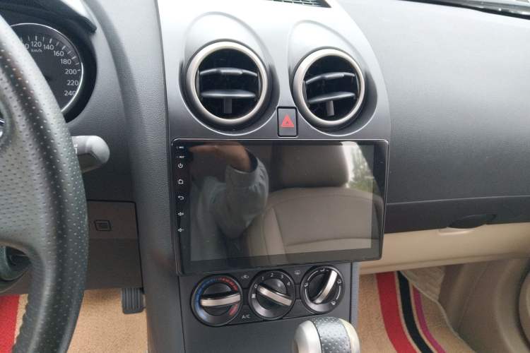 Used Nissan Qashqai 2015 2.0 XL Coolfire CVT 2WD Audio And AC Panel