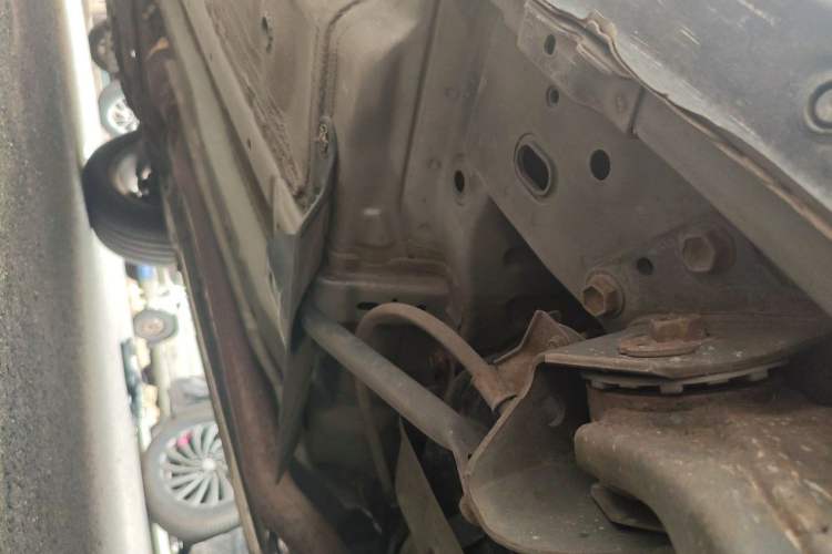 Used Nissan Qashqai 2015 2.0 XL Coolfire CVT 2WD Chassis Rear Left