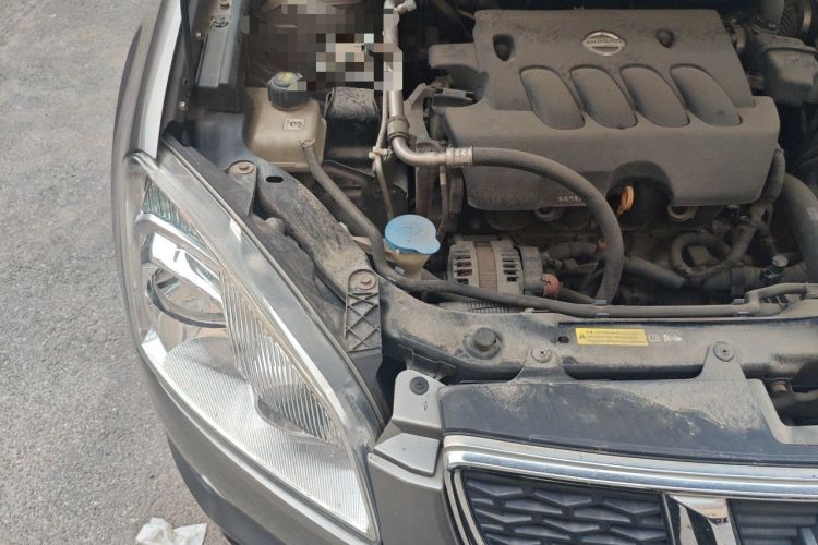 Used Nissan Qashqai 2015 2.0 XL Coolfire CVT 2WD Engine Bay Right