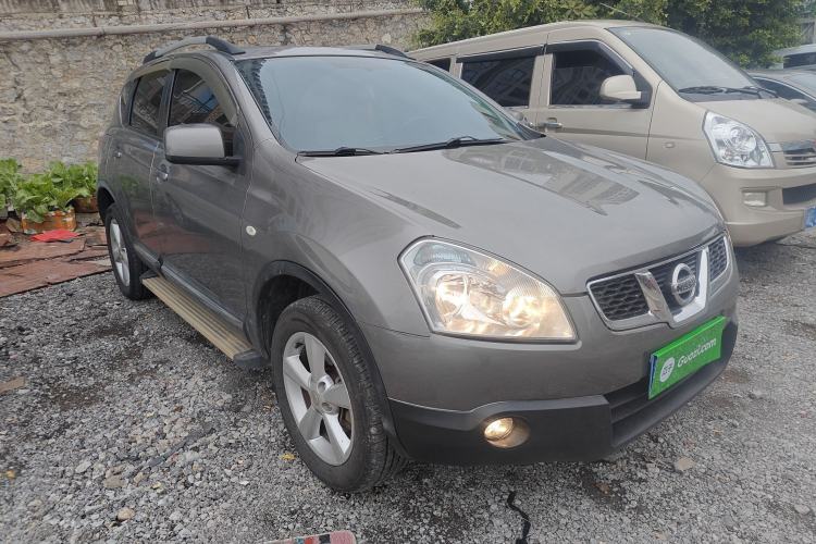 Used Nissan Qashqai 2015 2.0 XL Coolfire CVT 2WD Front Right 45 Deg