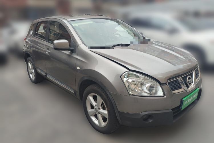 Used Nissan Qashqai 2015 2.0 XL Coolfire CVT 2WD Front Right 45 Deg