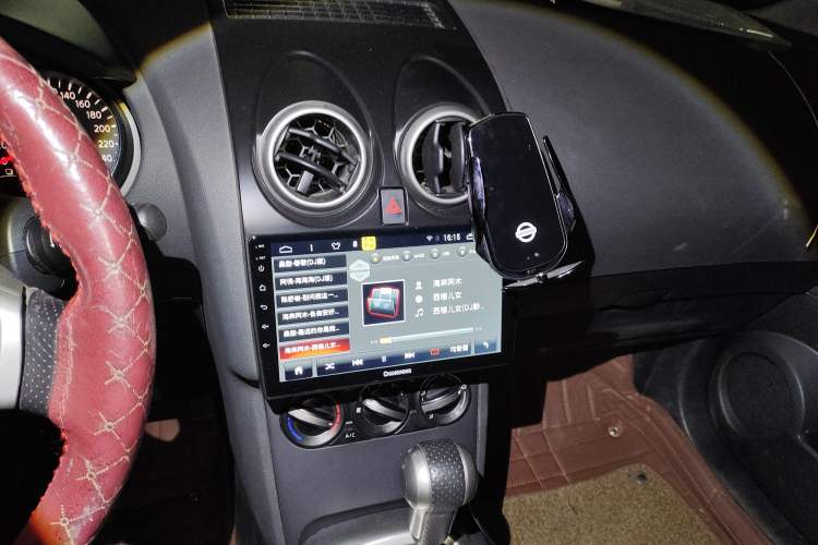 Used Nissan Qashqai 2015 2.0 XL Coolfire CVT 2WD Audio And AC Panel