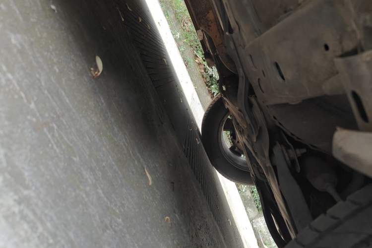 Used Nissan Qashqai 2015 2.0 XL Coolfire CVT 2WD Chassis Front Right