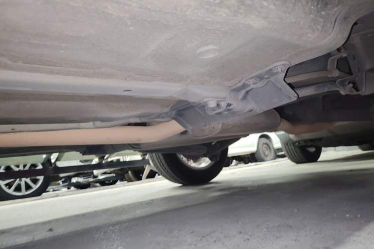 Used Nissan Qashqai 2015 2.0 XL Coolfire CVT 2WD Chassis Rear Left
