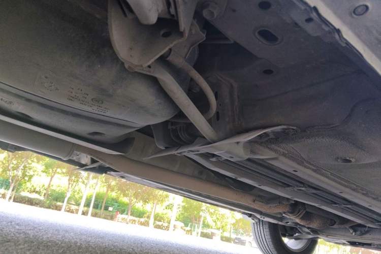 Used Nissan Qashqai 2015 2.0 XL Coolfire CVT 2WD Chassis Rear Right