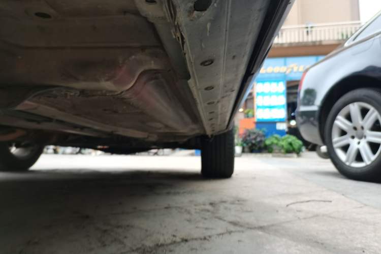 Used Nissan Qashqai 2015 2.0 XL Cool Fire MT 2WD Chassis Rear Right