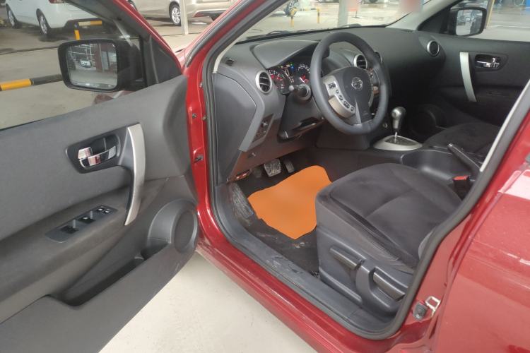 Used Nissan Qashqai 2015 2.0 XL Coolfire CVT 2WD Driver Seat