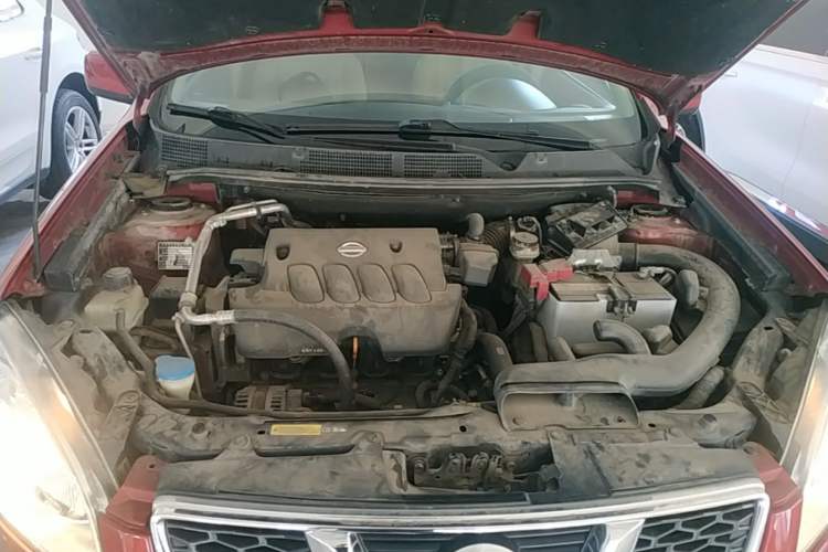 Used Nissan Qashqai 2015 2.0 XL Coolfire CVT 2WD Engine Bay