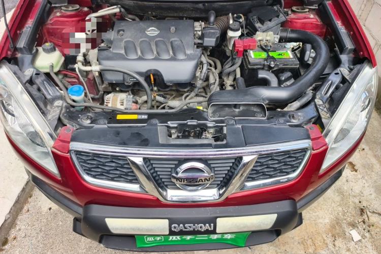 Used Nissan Qashqai 2015 2.0 XL Cool Fire MT 2WD Engine Bay