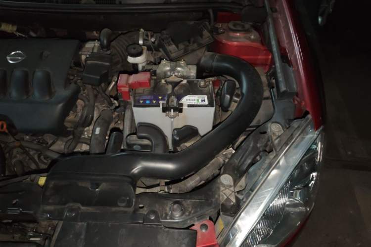 Used Nissan Qashqai 2015 2.0 XL Coolfire CVT 2WD Engine Bay Left