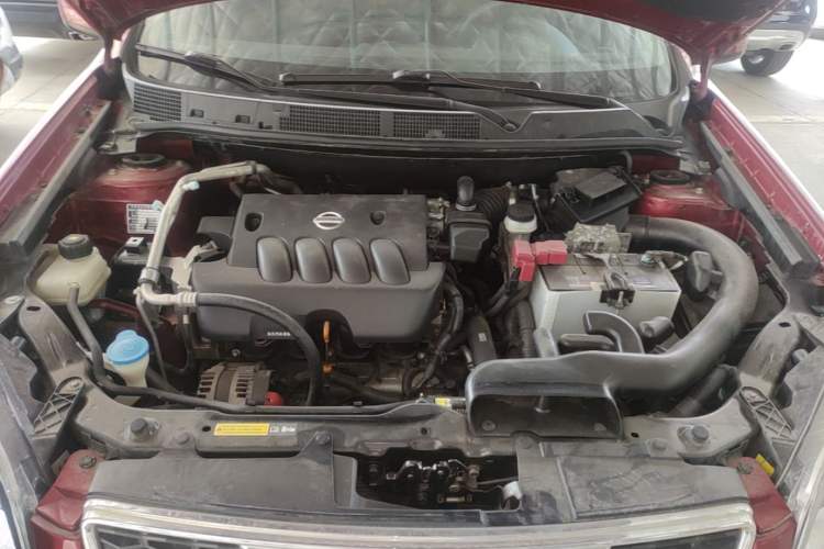 Used Nissan Qashqai 2015 2.0 XL Coolfire CVT 2WD Engine Bay