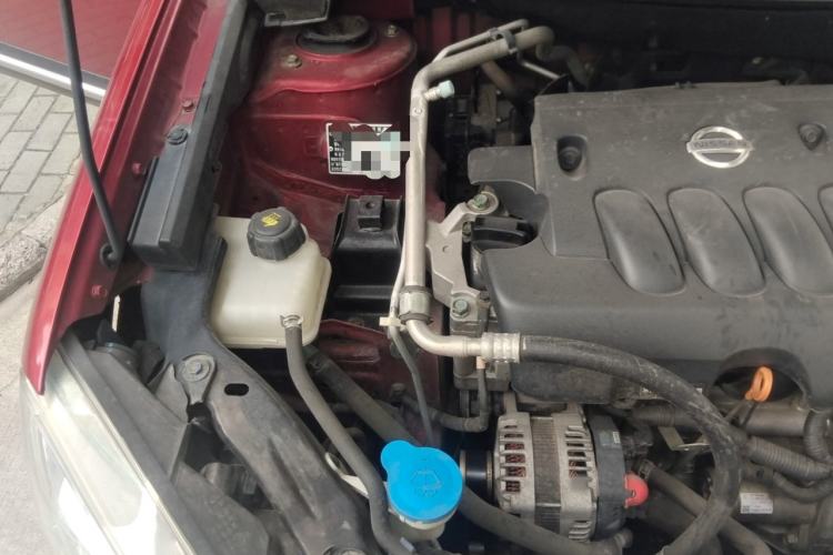 Used Nissan Qashqai 2015 2.0 XL Coolfire CVT 2WD Engine Bay Right