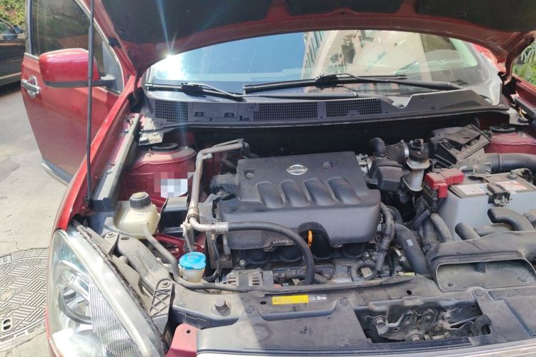 Used Nissan Qashqai 2015 2.0 XL Coolfire CVT 2WD Engine Bay Right