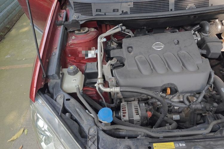 Used Nissan Qashqai 2015 2.0 XL Coolfire CVT 2WD Engine Bay Right