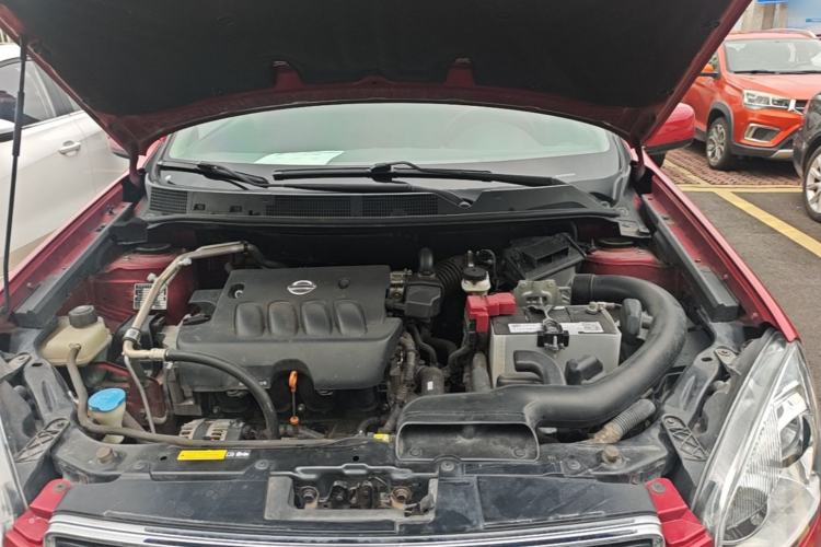 Used Nissan Qashqai 2015 2.0 XL Coolfire CVT 2WD Engine Bay