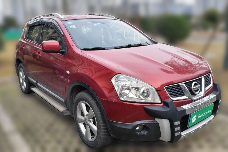 Used Nissan Qashqai 2015 2.0 XL Coolfire CVT 2WD Front Right 45 Deg