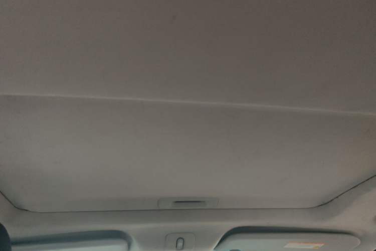 Used Nissan Qashqai 2015 2.0 XL Coolfire CVT 2WD Headliner