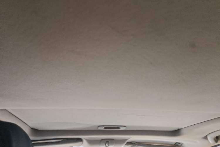 Used Nissan Qashqai 2015 2.0 XL Coolfire CVT 2WD Headliner