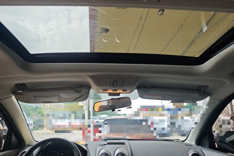 Used Nissan Qashqai 2015 2.0 XL Coolfire CVT 2WD Headliner