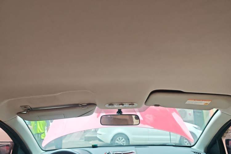 Used Nissan Qashqai 2015 2.0 XL Cool Fire MT 2WD Headliner
