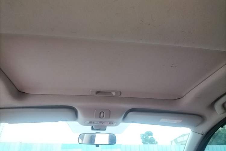 Used Nissan Qashqai 2015 2.0 XL Coolfire CVT 2WD Headliner