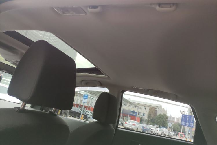 Used Nissan Qashqai 2015 2.0 XL Coolfire CVT 2WD Headliner