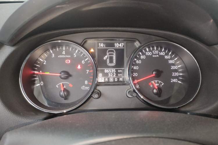 Used Nissan Qashqai 2015 2.0 XL Coolfire CVT 2WD Instrument Cluster