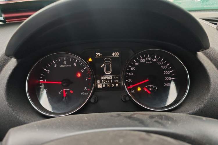 Used Nissan Qashqai 2015 2.0 XL Coolfire CVT 2WD Instrument Cluster