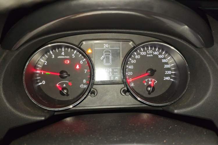 Used Nissan Qashqai 2015 2.0 XL Coolfire CVT 2WD Instrument Cluster
