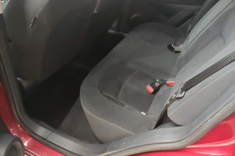Used Nissan Qashqai 2015 2.0 XL Coolfire CVT 2WD Interior 3