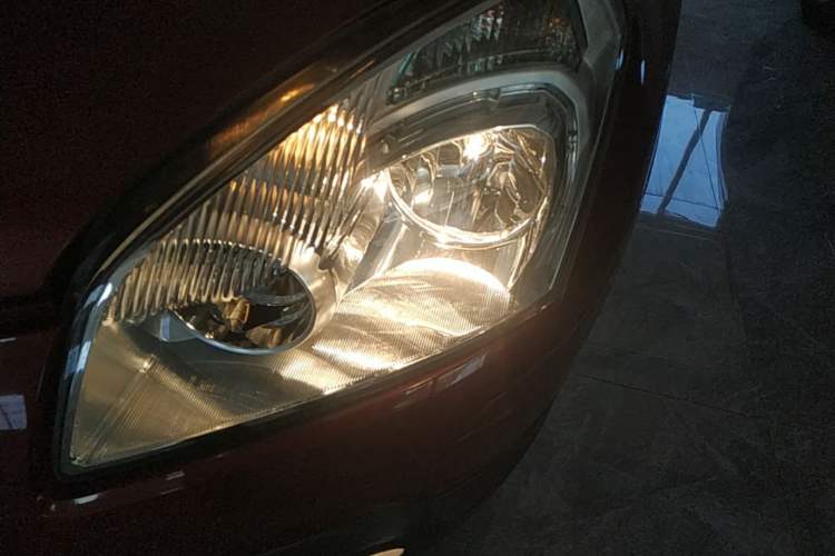 Used Nissan Qashqai 2015 2.0 XL Coolfire CVT 2WD Left Front Headlight