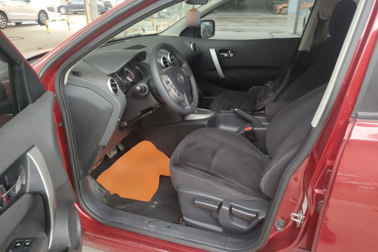 Used Nissan Qashqai 2015 2.0 XL Coolfire CVT 2WD Left Front Seat
