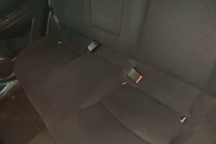 Used Nissan Qashqai 2015 2.0 XL Coolfire CVT 2WD Left Rear Seat