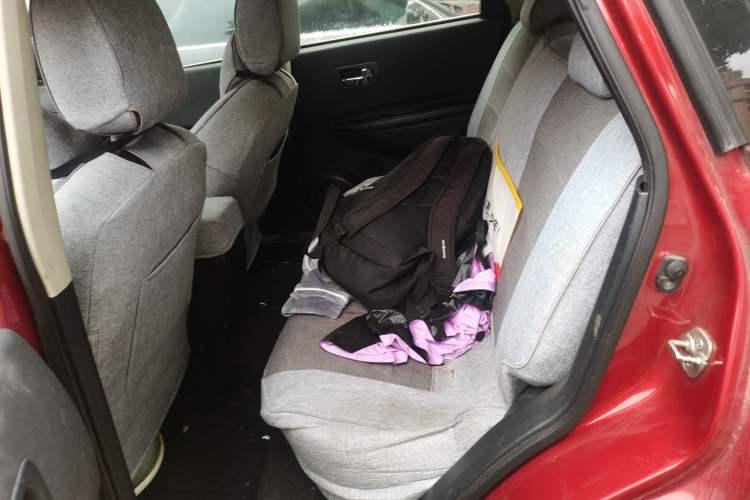 Used Nissan Qashqai 2015 2.0 XL Cool Fire MT 2WD Left Rear Seat