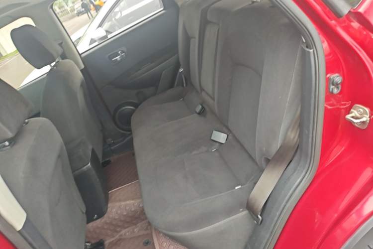 Used Nissan Qashqai 2015 2.0 XL Coolfire CVT 2WD Left Rear Seat