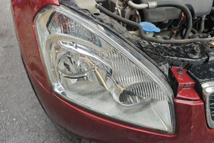 Used Nissan Qashqai 2015 2.0 XL Coolfire CVT 2WD Right Front Headlight
