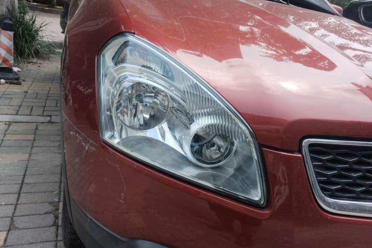 Used Nissan Qashqai 2015 2.0 XL Coolfire CVT 2WD Right Front Headlight