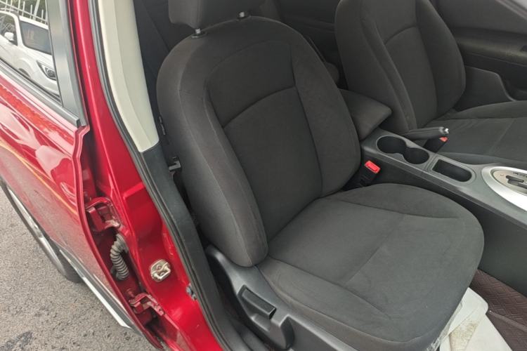Used Nissan Qashqai 2015 2.0 XL Coolfire CVT 2WD Right Front Seat