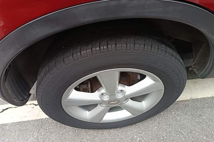 Used Nissan Qashqai 2015 2.0 XL Coolfire CVT 2WD Right Rear Wheel Hub
