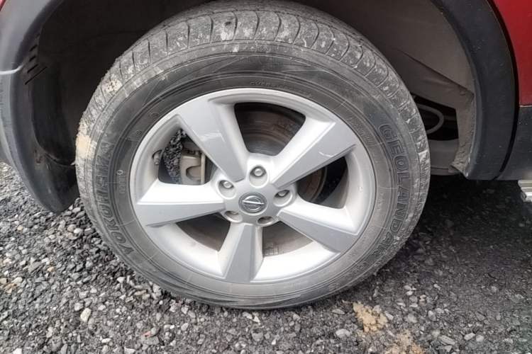 Used Nissan Qashqai 2015 2.0 XL Coolfire CVT 2WD Right Rear Wheel Hub
