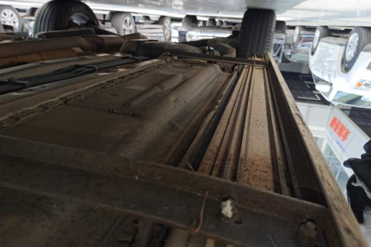 Used Nissan Qashqai 2015 2.0 XL Coolfire CVT 2WD Right Side Sill
