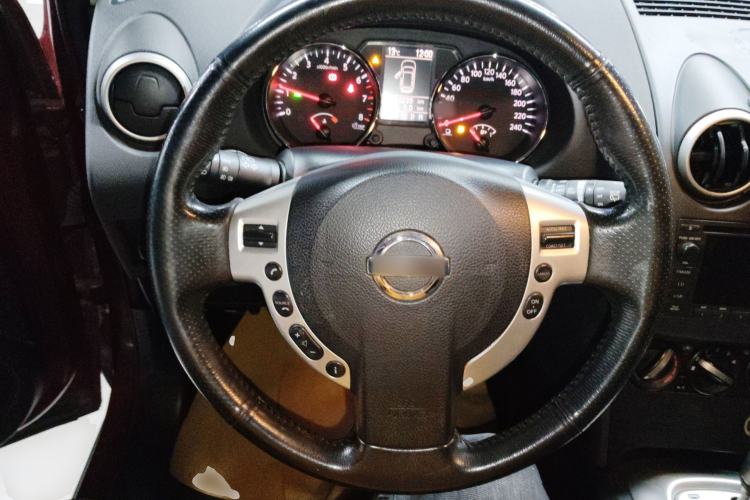 Used Nissan Qashqai 2015 2.0 XL Coolfire CVT 2WD Steering Wheel