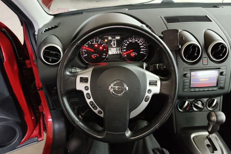 Used Nissan Qashqai 2015 2.0 XL Coolfire CVT 2WD Steering Wheel