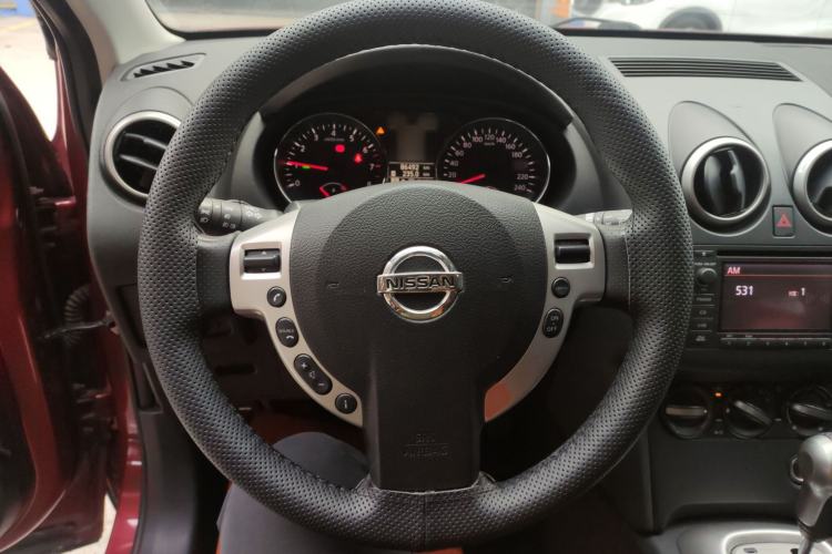 Used Nissan Qashqai 2015 2.0 XL Coolfire CVT 2WD Steering Wheel