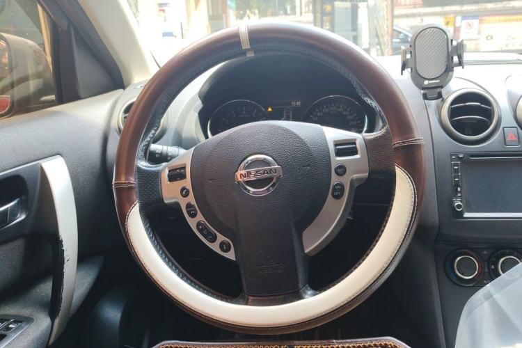 Used Nissan Qashqai 2015 2.0 XL Coolfire CVT 2WD Steering Wheel