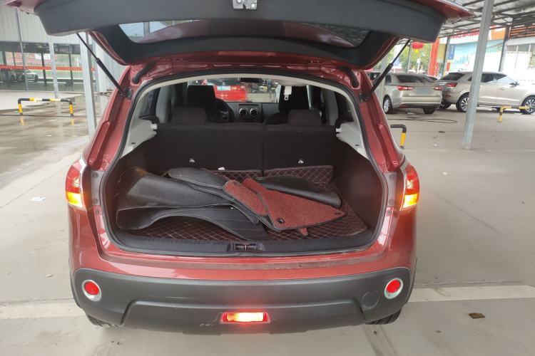 Used Nissan Qashqai 2015 2.0 XL Coolfire CVT 2WD Trunk