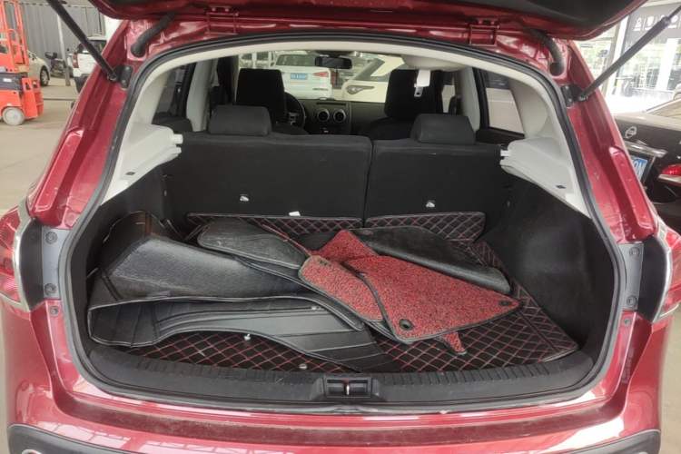 Used Nissan Qashqai 2015 2.0 XL Coolfire CVT 2WD Trunk