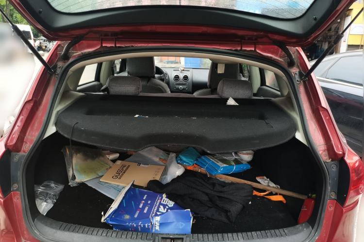 Used Nissan Qashqai 2015 2.0 XL Cool Fire MT 2WD Trunk