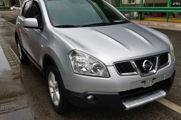 Used Nissan Qashqai 2015 2.0 XL Coolfire CVT 2WD Exterior 2