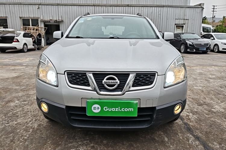 Used Nissan Qashqai 2015 2.0 XL Cool Fire MT 2WD Front